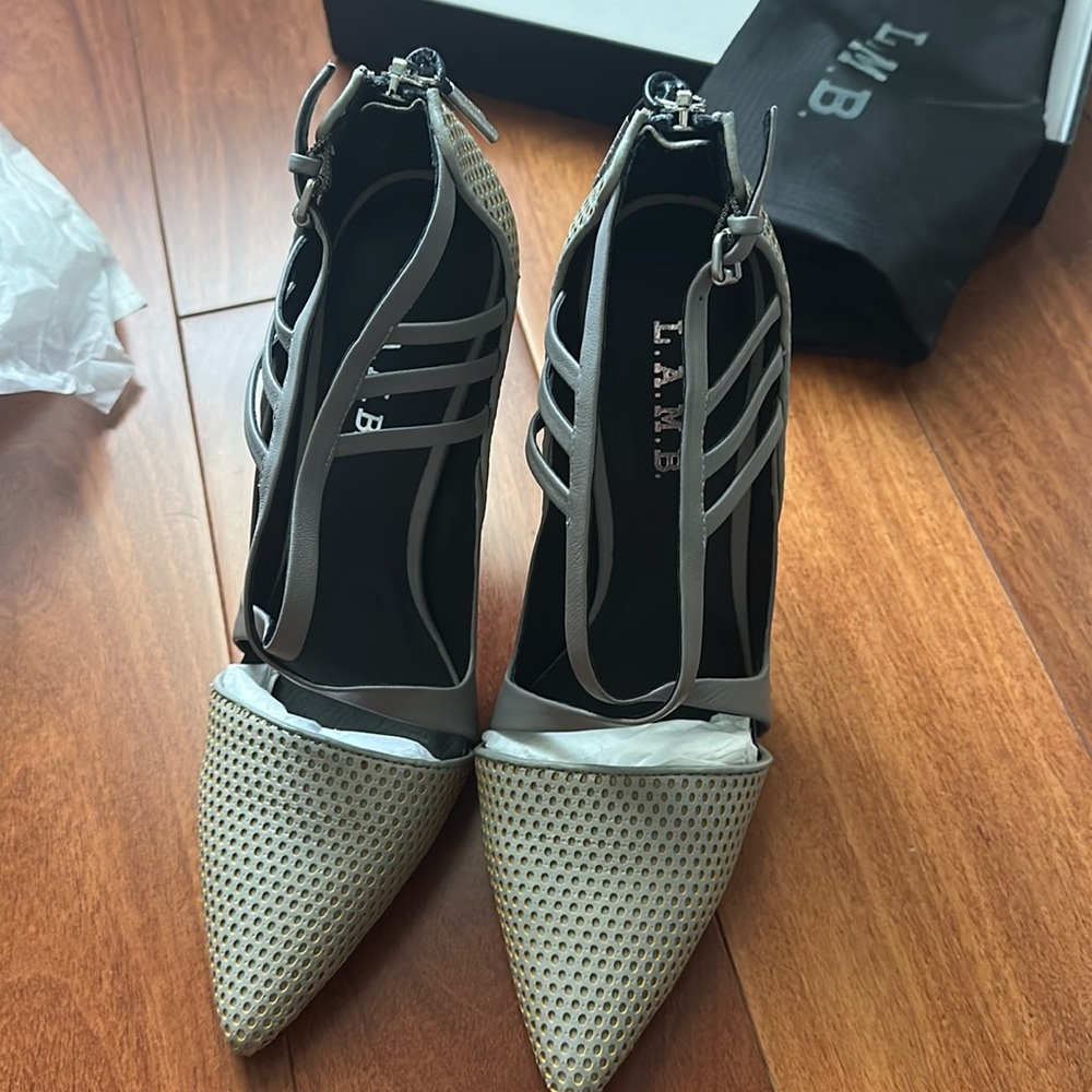 NWT L.A.M.B. Boston Heels